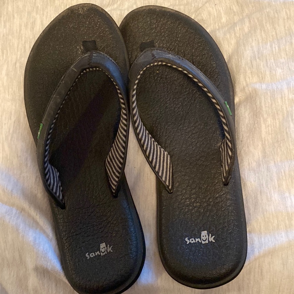 Black Sanuk Sandals